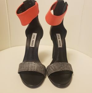NEW! Steve Madden 6 1/2 heels